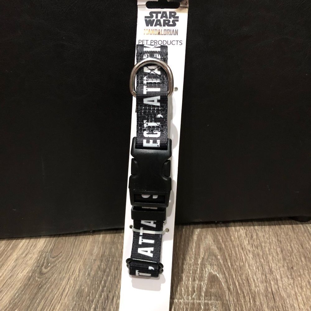 NEW Star Wars Mandalorian Collar Size Medium Black and White Pet Collar